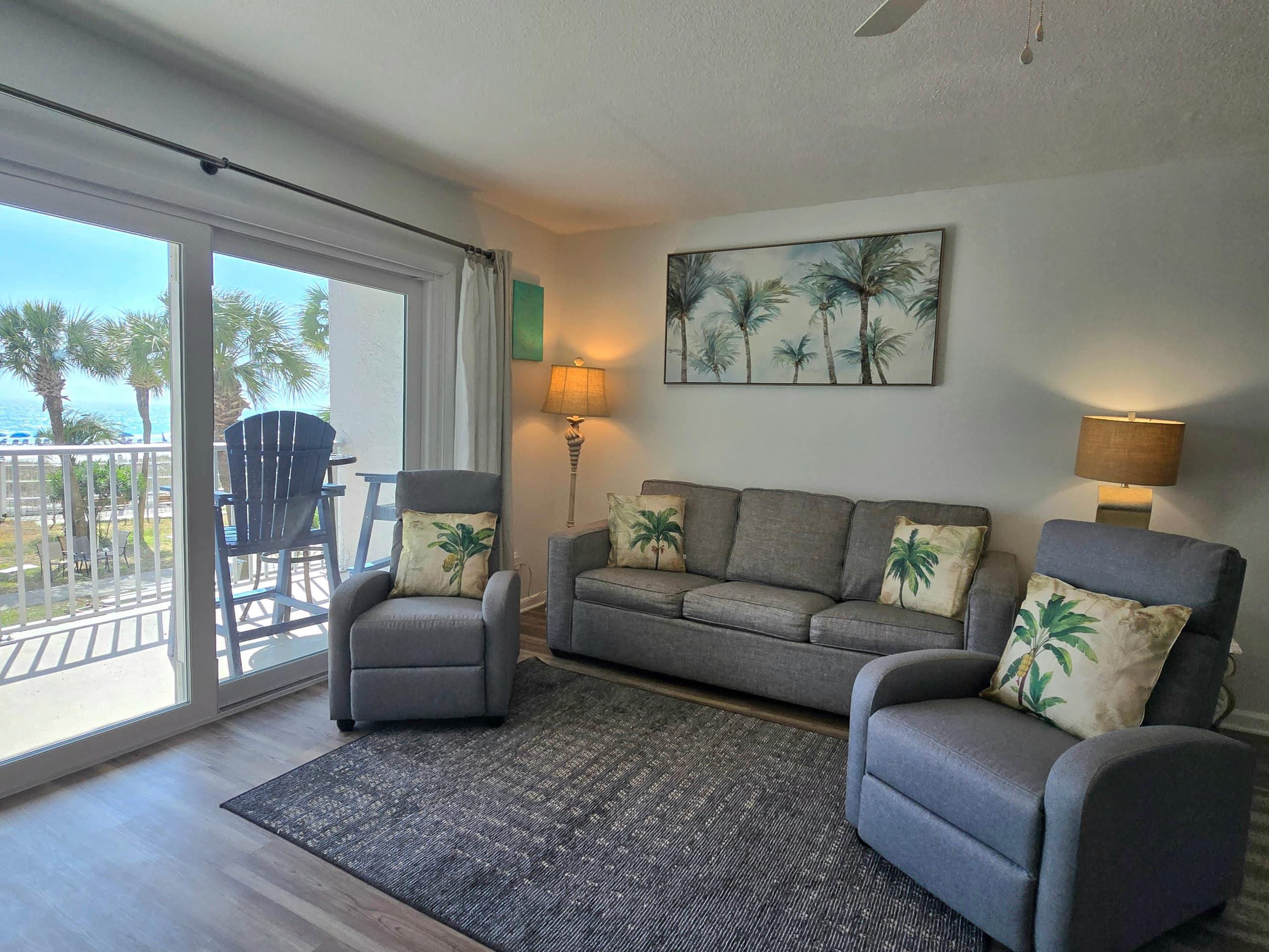 Direct beachfront living room with 2 recliners and queen siz. Summit 209, The Summit.